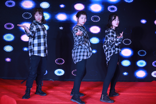 大禹漢光2018年“同心同行，共創(chuàng)未來”主題年會圓滿成功