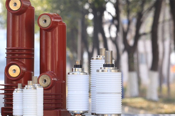 真空開(kāi)關(guān)管廠(chǎng)家難找嗎？建議這樣選廠(chǎng)家！